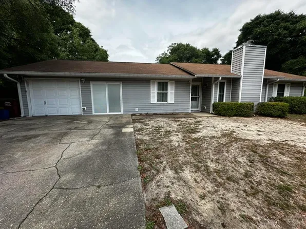 310 Springwood Cir, Crestview, FL 32536