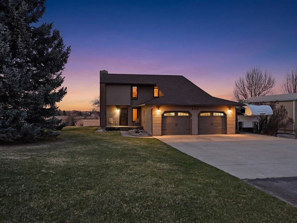 1st image of 304 Willow Dr