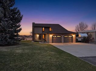 304 Willow Dr, Spearfish, SD 57783