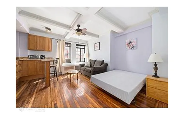 Rented by Douglas Elliman | media 16