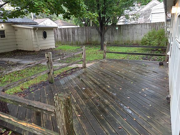 3rd image of 2021 Kilburn Ave