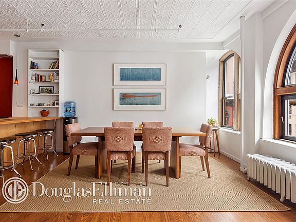 2nd image of 133 W 28th St APT 6B