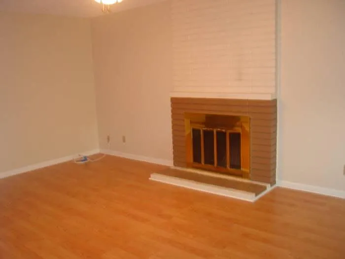 9952 Vanguard Dr — Photo 4