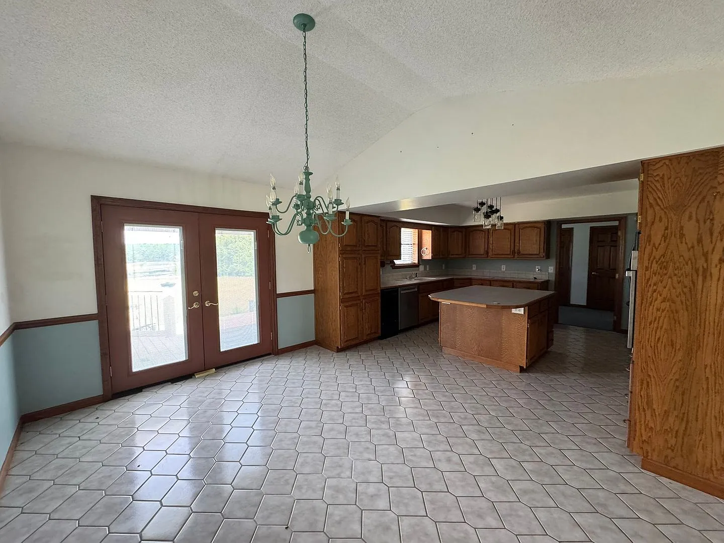 4909 Perry Rd - Claxton, Ga — Photo 3