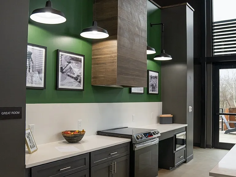 QT Community Room