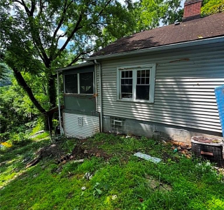 1st image of 55935 Main St