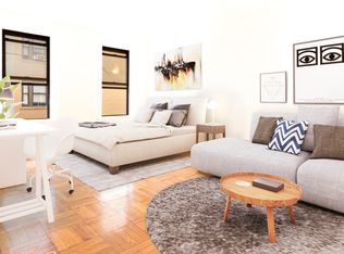 31-70 34th St #1F, Astoria, NY 11106