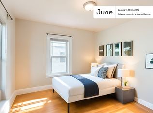 28 Charnwood Rd #1-D, Somerville, MA 02144