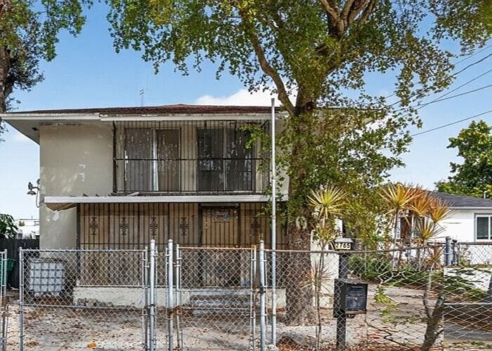 1st image of 2765 NW 60th Street