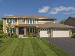 10655 Maple Blvd, Woodbury, MN 55129