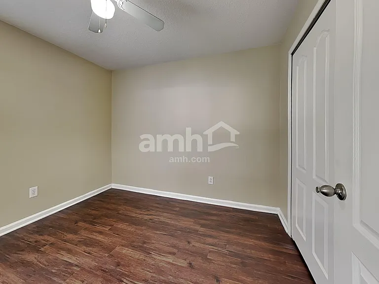 10319 Soaring Eagle Dr — Photo 19