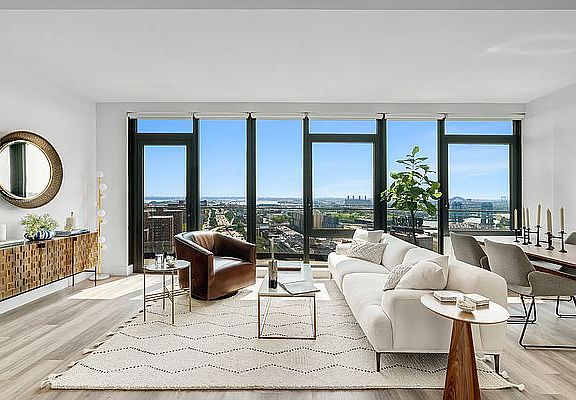 2nd image of 228 E 135th St #2411