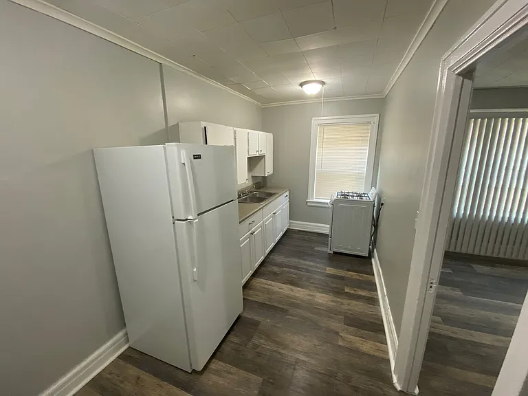 2249 Delaware Ave #B5 — Photo 3