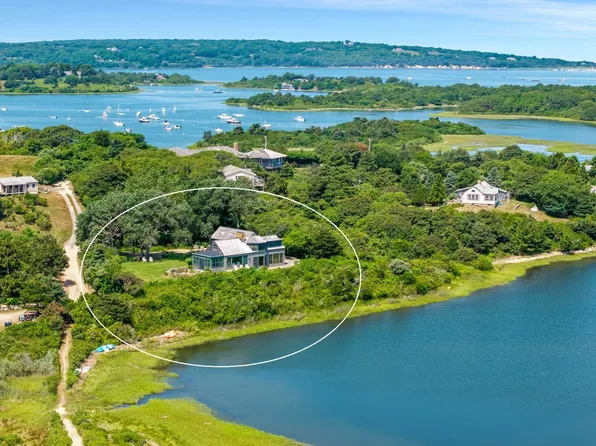 20 Eliot Ave, Chilmark, MA 02535