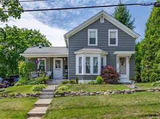 43 Duane St, Warwick, RI 02818