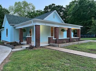 601 4th St, Athens, AL 35611