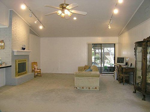 2nd image of 2130 Huntington Dr