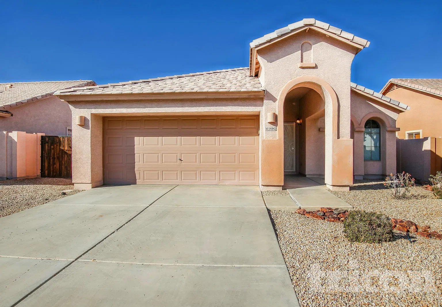 14842 W Windrose Drive Surprise AZ — Photo 2