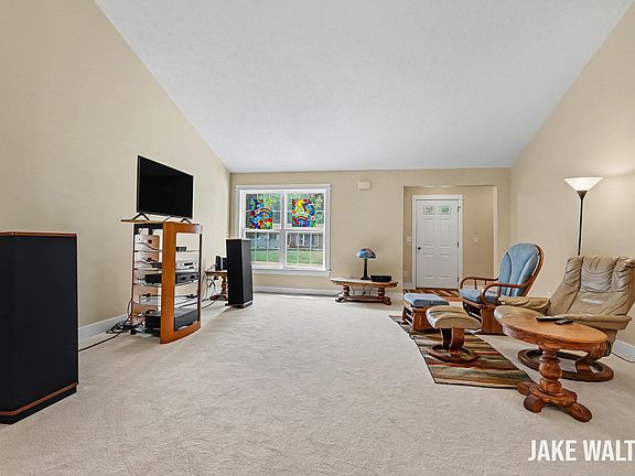 4th image of 315 Sib Rumery St