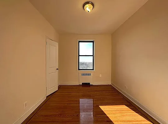 Rented by Queens Apartments Realty LLC | media 17