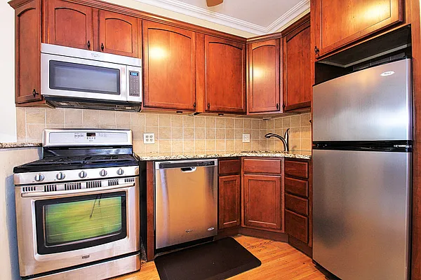 Sold by Verdel Real Estate | media 7