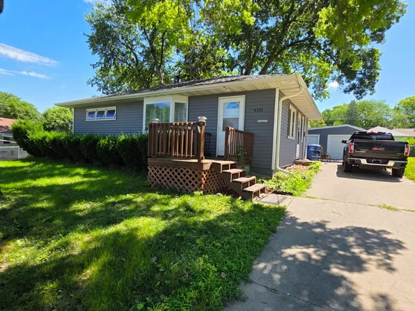 4131 Ardmore Rd, Des Moines, IA 50310