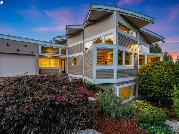 9720 SW 169th Pl, Beaverton, OR 97007