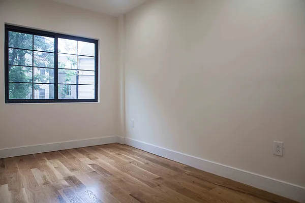 Rented by Next Door Realty NYC | media 13