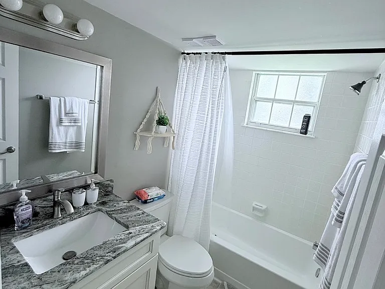1566 SE Royal Green Cir #V203 — Photo 15