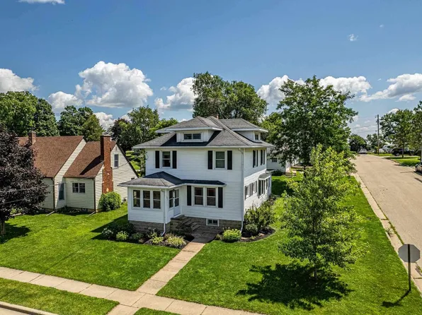 201 Breeze Terrace, Argyle, WI 53504
