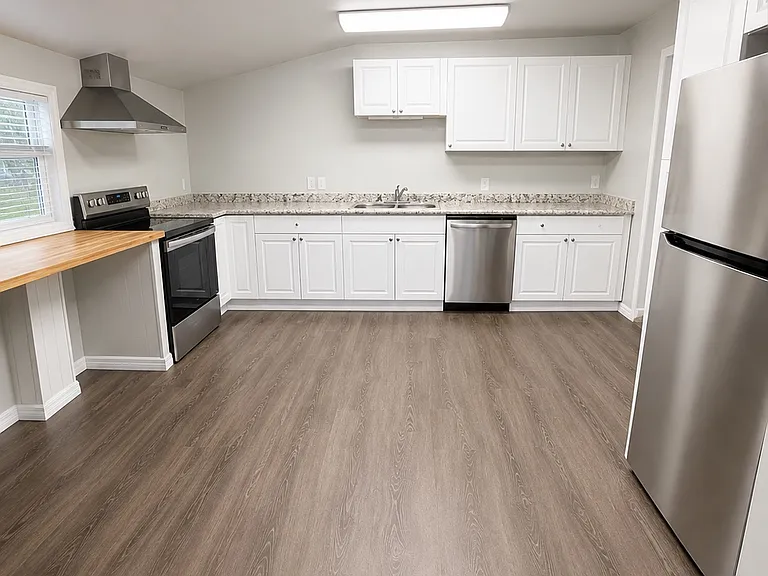 325 S 2nd St #204 — Photo 10