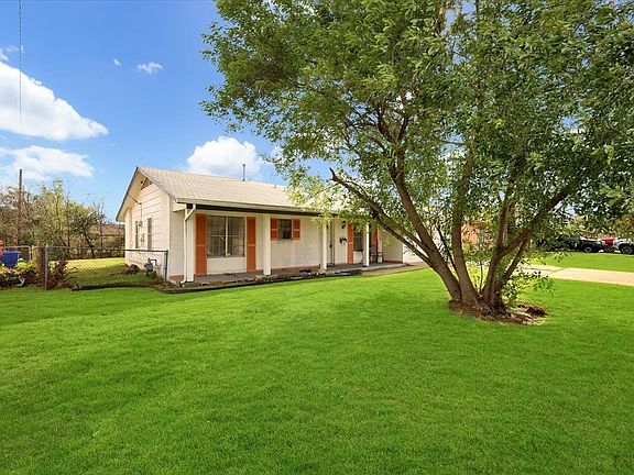 3rd image of 2508 W Rochelle Rd