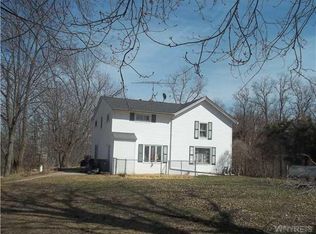 6767 Lake Rd, Appleton, NY 14008