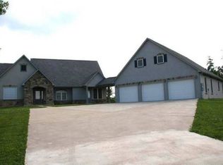 2308 Henley Dr, Harrison, AR 72601