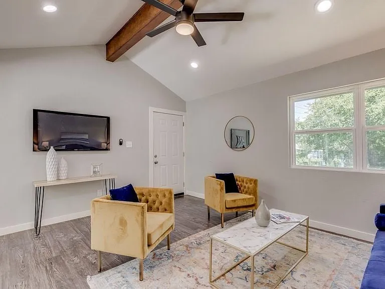 1512 Luray Dr — Photo 6