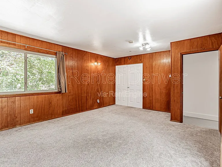 400 Lily Ln — Photo 9