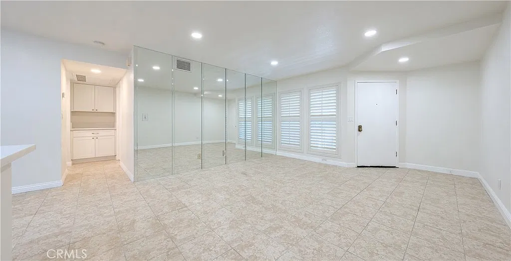 1 bed, 750 sqft, $2,550 — Photo 4