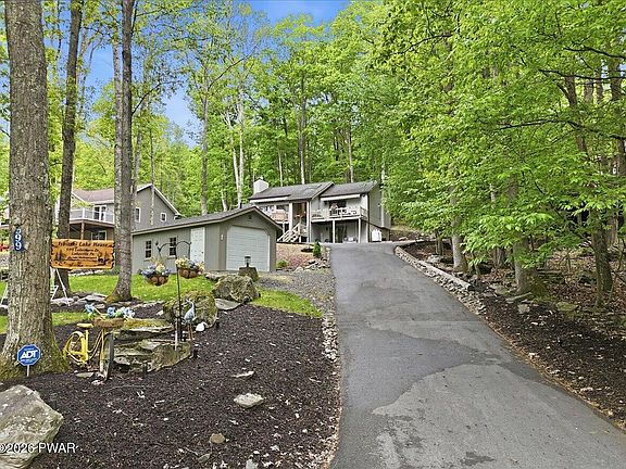 3rd image of 599 Lakeshore Dr