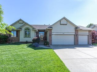 210 N Rainbow Lake Rd, Wichita, KS 67235