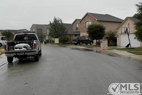 3rd image of 10318 Elizabeth Ct