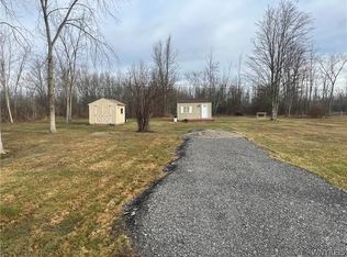 7651 Simms Rd #44, Lockport, NY 14094