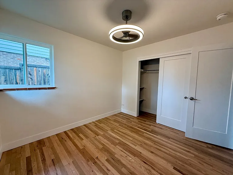 1415 S Jackson St — Photo 14