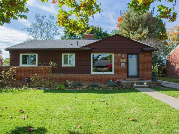 31375 Pagels Dr, Warren, MI 48092