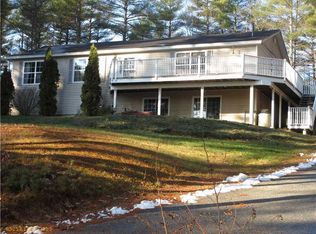 54 Haskell Ave, Raymond, ME 04071