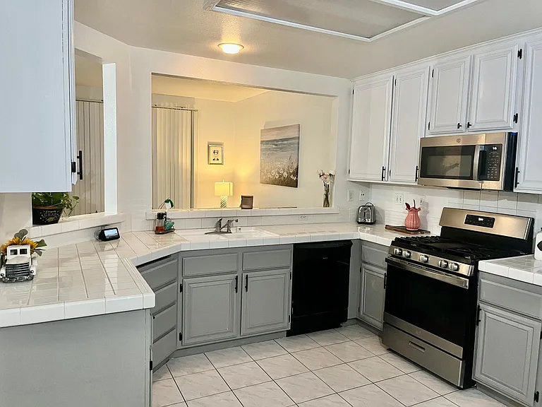 2260 Indigo Hills Dr #4 — Photo 3