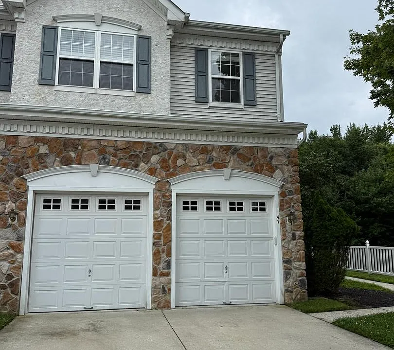 47 Ross Way