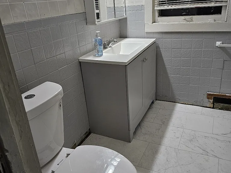 2853 Titus Ave — Photo 23