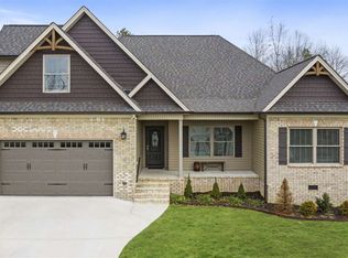425 Covenant Dr NE, Cleveland, TN 37323
