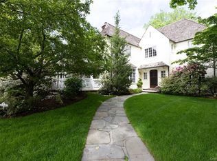 16 Oriole Ave, Bronxville, NY 10708