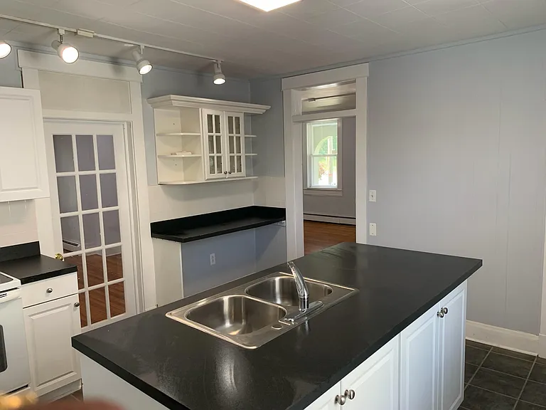 4421 Wilkens Ave — Photo 5